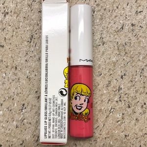 MAC Kiss & Dont Tell Lipglass Archie’s Girl